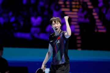 九游游戏中心官网-王曼昱4-2申裕斌 国乒提前锁定世界杯女单冠亚军